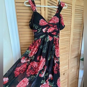 LuLu’s Make Me Move Maxi Dress